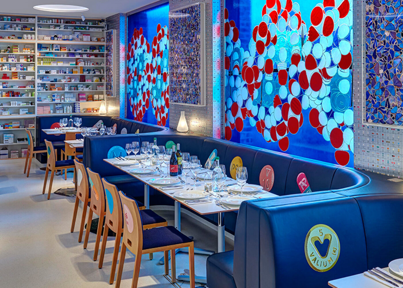 damien-hirst-mark-hix-pharmacy-2-restaurant-newport-street-gallery-london-designboom-06